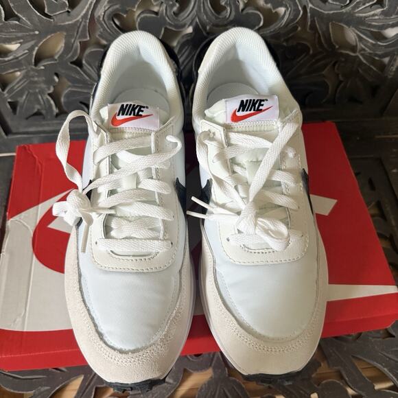 Nike Waffle Debut Running Sneakers Summit White Black DH9522-103 Men’s Sz 8 NEW - Picture 7 of 15